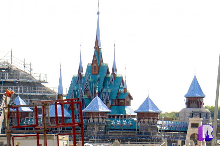 Travaux du château de World of Frozen