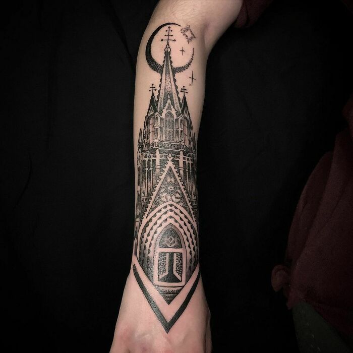 tatouage église