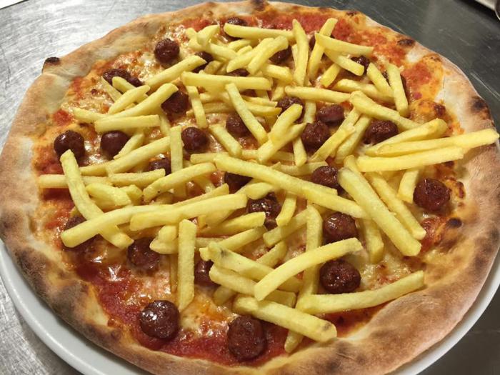 frites sur la pizza