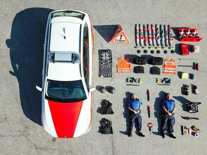 Knolling  police suisse
