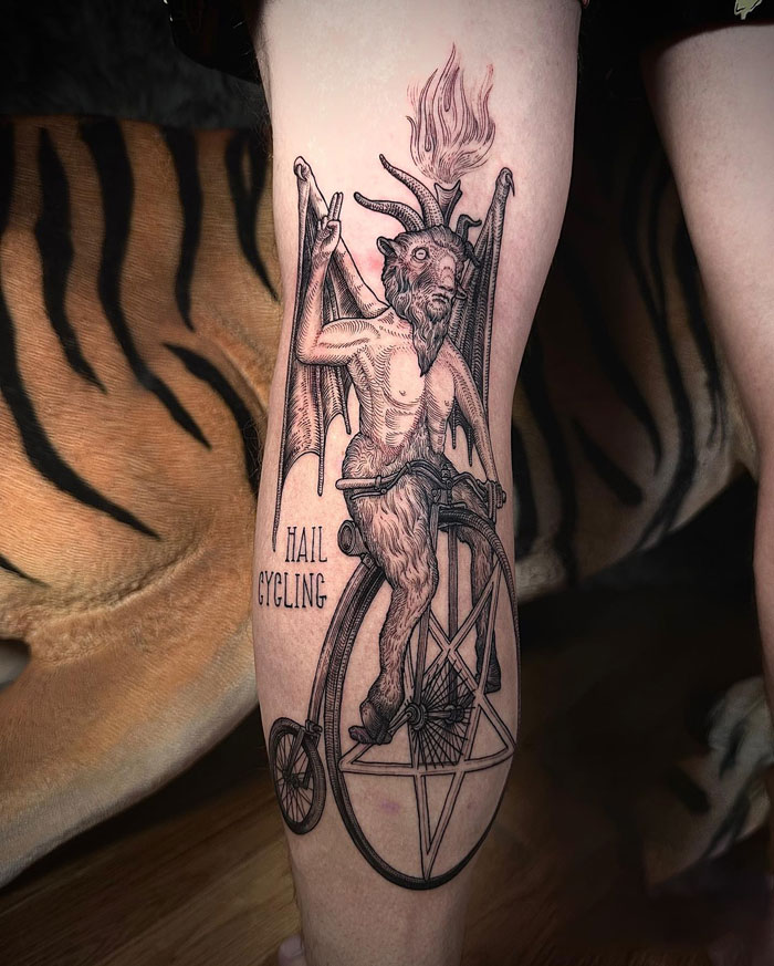tatouage démon cycliste