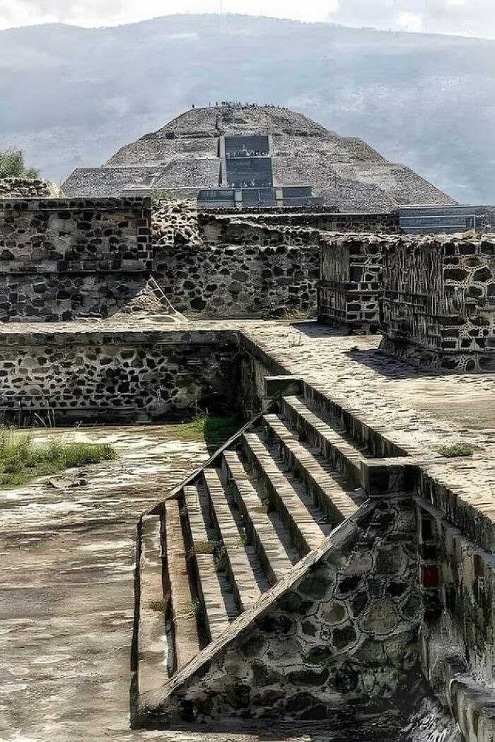pyramide du soleil à Teotihuacan