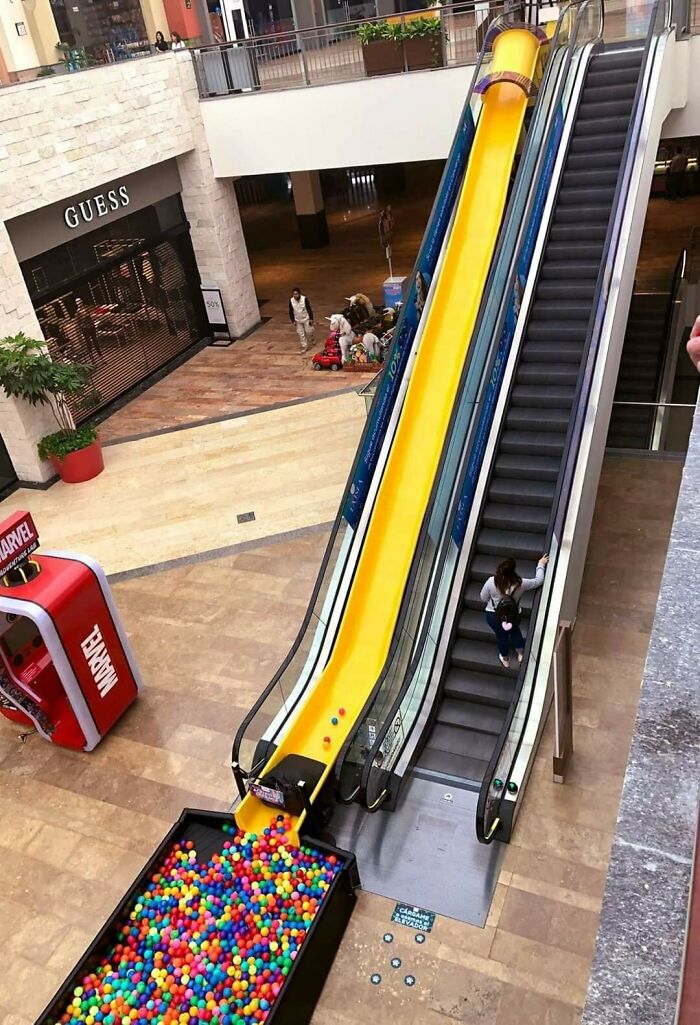tobogan escalator
