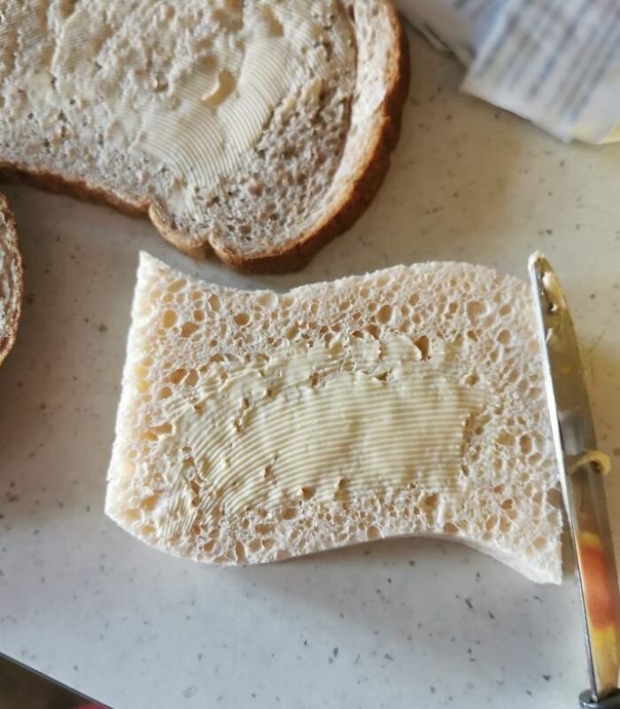 une éponge en forme de pain