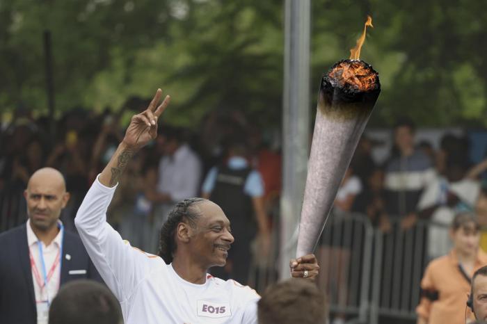 photoshop battle snoop dogg flamme olympique 1