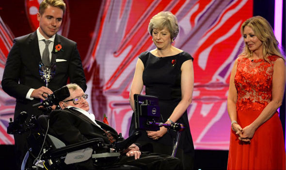 Stephen Hawking et Theresa May